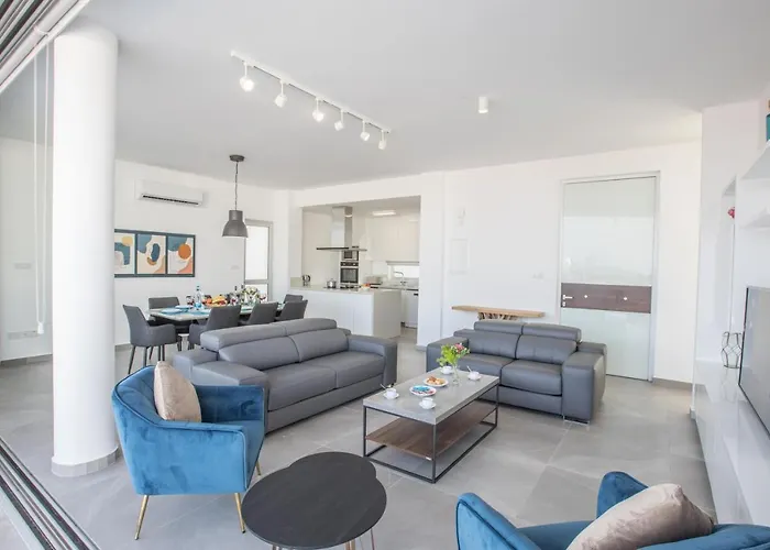 Olivine Ol5 * Protaras